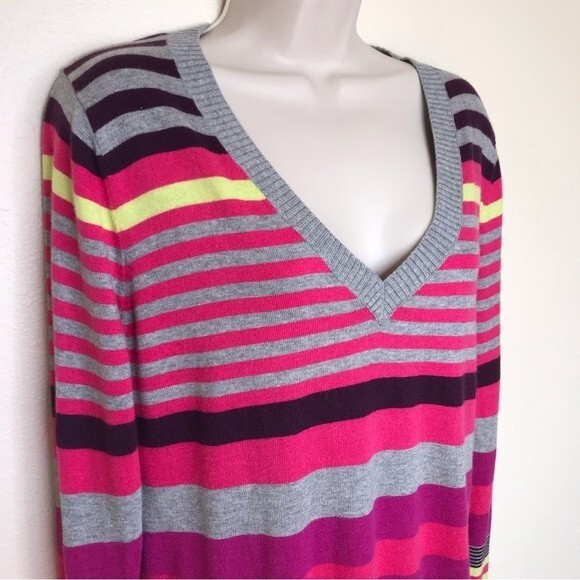 Old Navy Multicolor Stripe Deep V Neck Long Sleeve Sweater Women Size Large - Picture 2 of 11